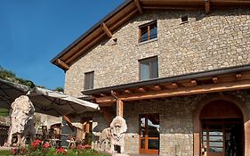 Hotel Fontana Santa